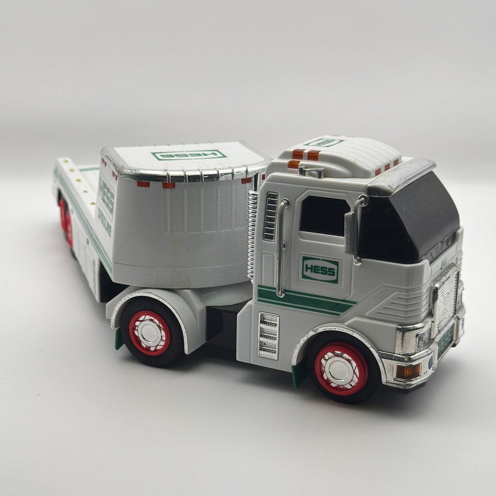Hess Gasoline Transport Truck White Green Red Lights Collectible Toy 1990s